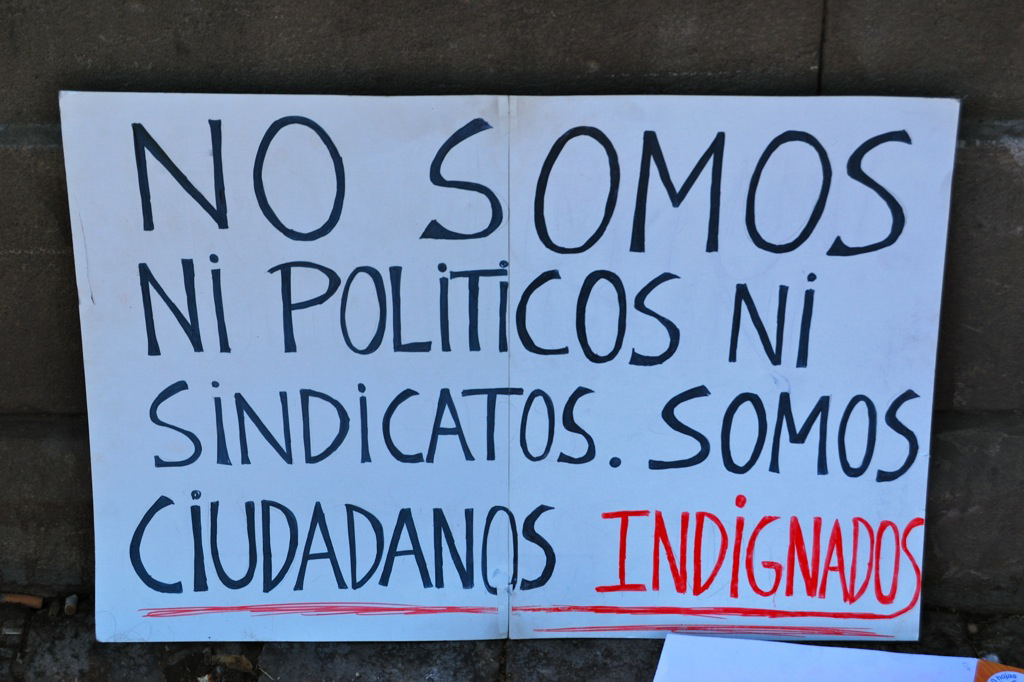 Ciudadanos Indignados Muros Hablados